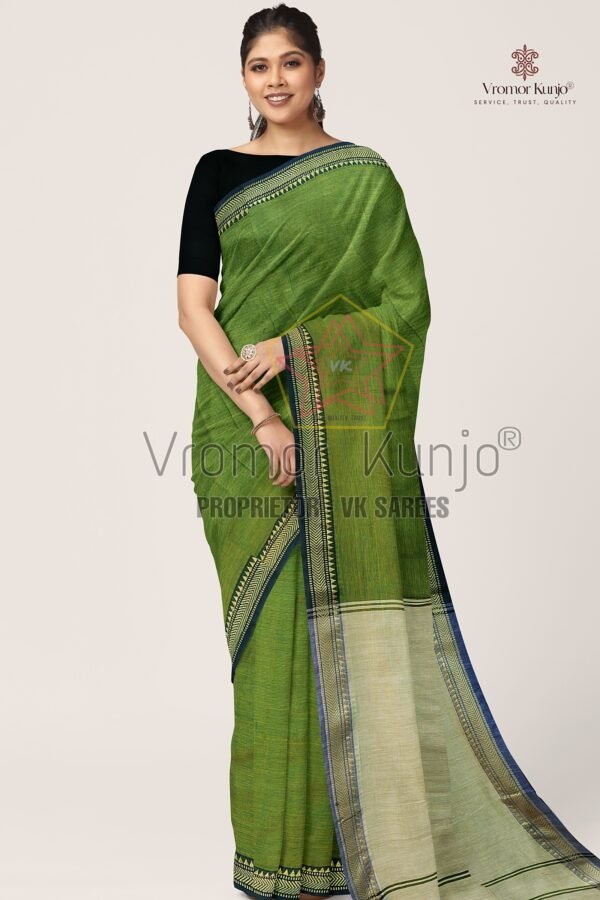 Small Border Cotton Sarees from Vromor Kunjo